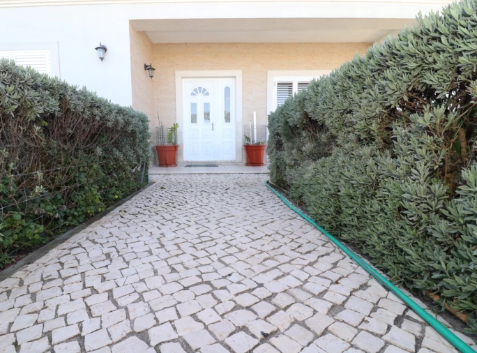 Moradia T4 para Venda em Samora Correia Foto 4