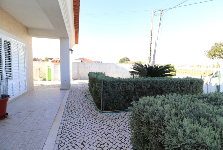 Moradia T4 para Venda em Samora Correia Foto 3