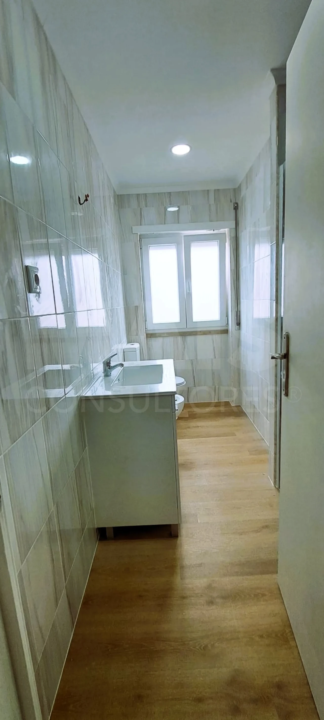 Apartamento T1 para Venda em São Martinho do Porto Foto 9