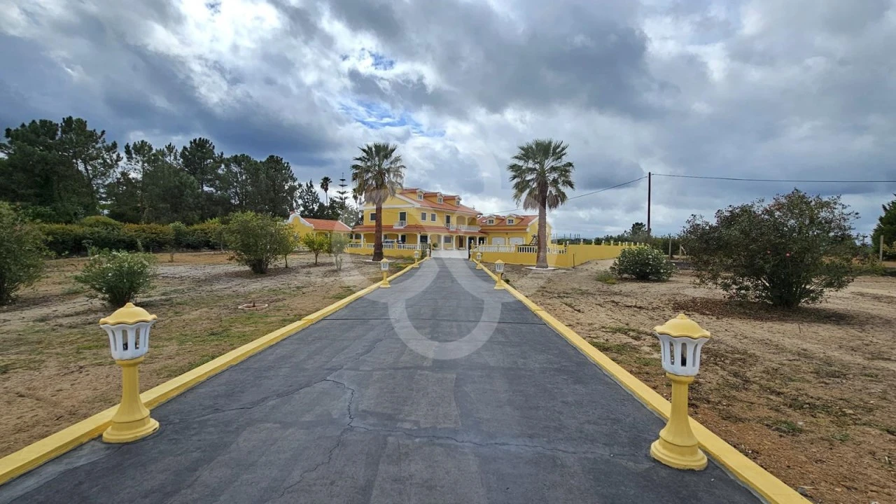Quinta T5 para Venda em Aveiras de Cima Foto 44