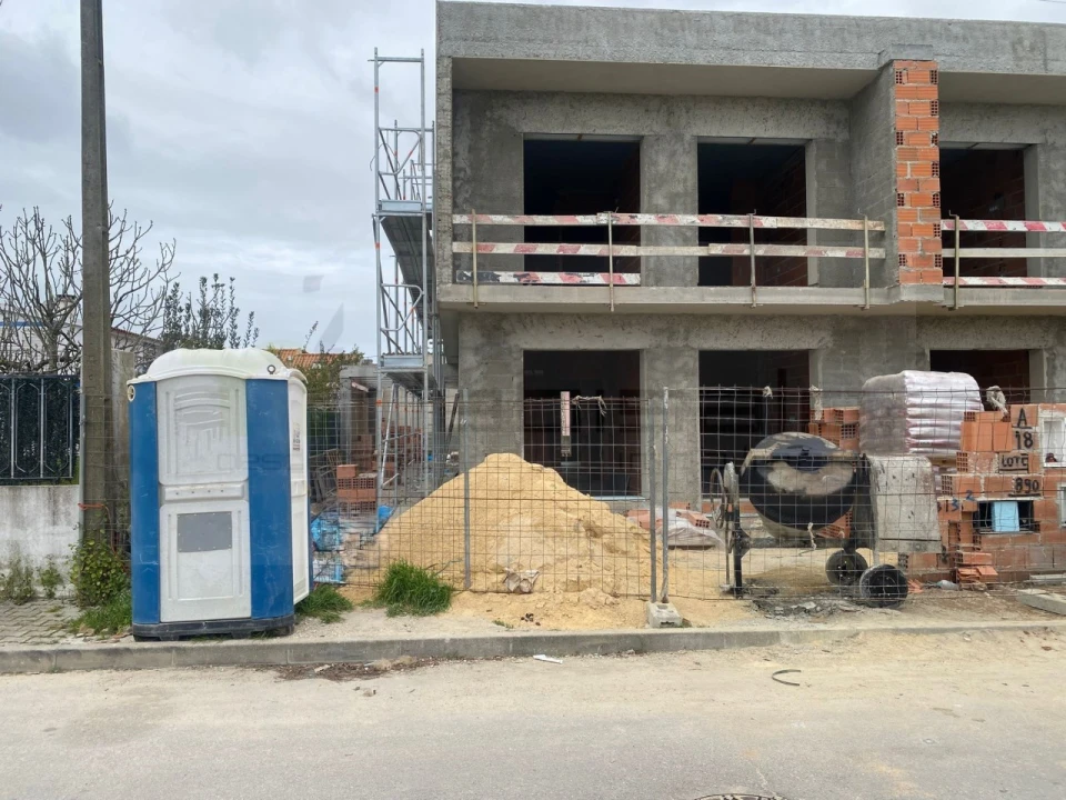 Moradia T4 para Venda em Fernao Ferro Foto 4