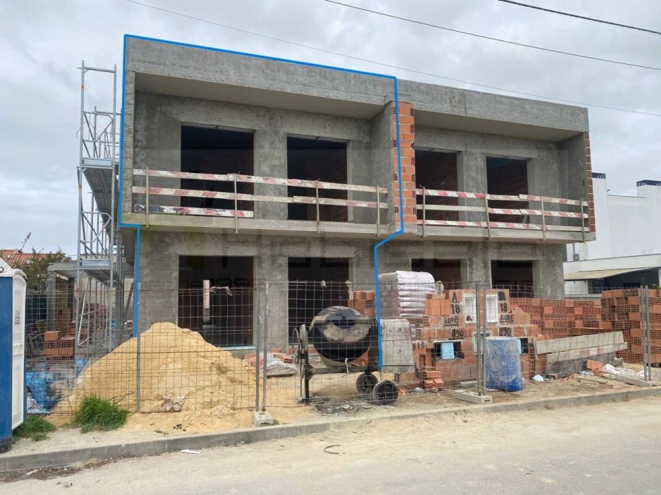 Moradia T4 para Venda em Fernao Ferro Foto 5