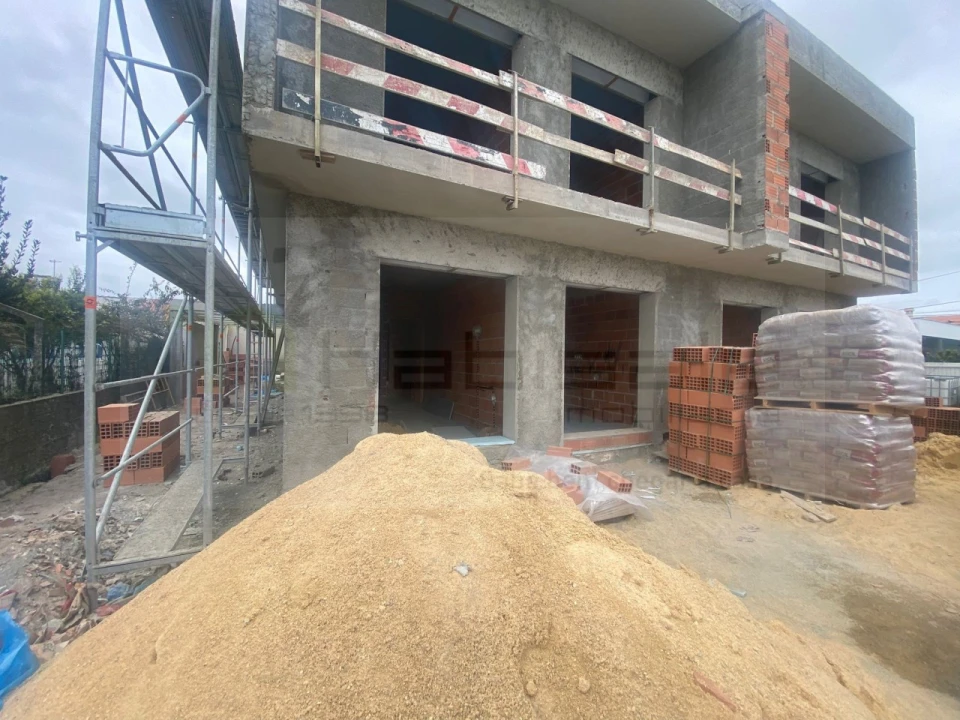 Moradia T4 para Venda em Fernao Ferro Foto 7