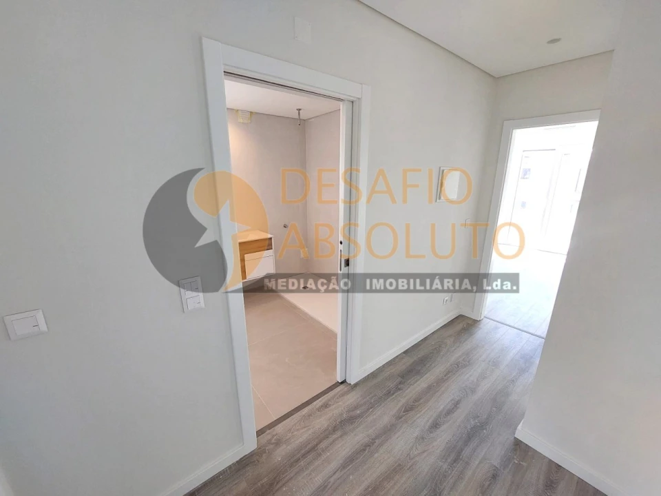 Moradia T4 para Venda em Fernao Ferro Foto 20