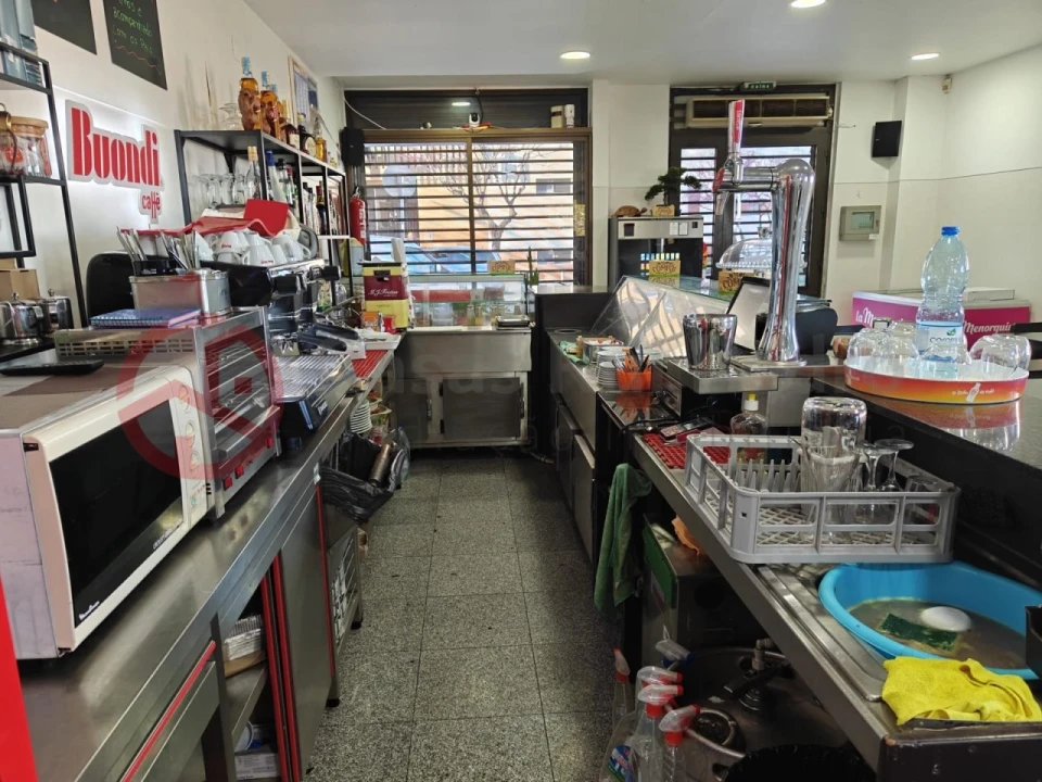 Negócio para Venda em Odivelas Foto 9