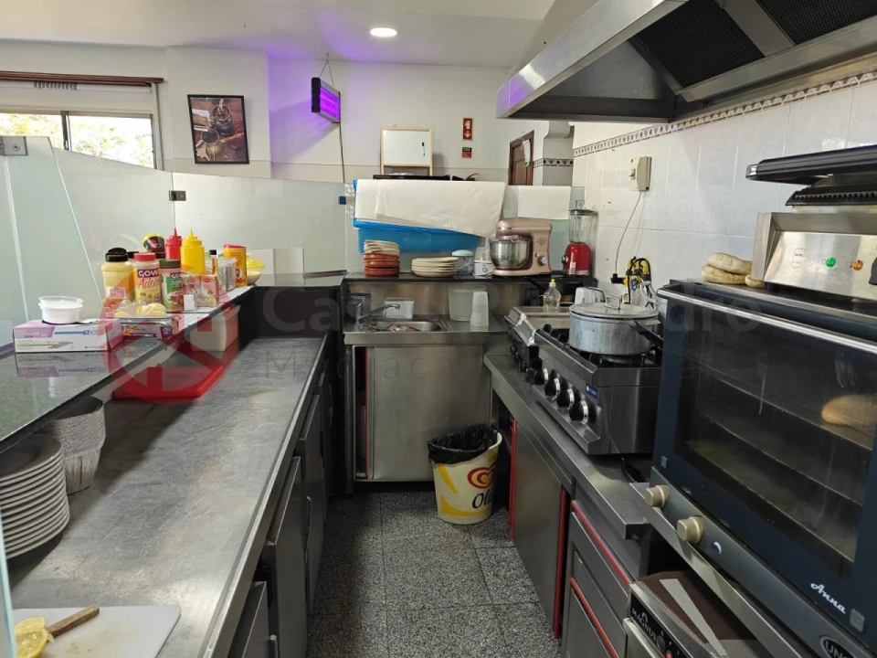 Negócio para Venda em Odivelas Foto 11