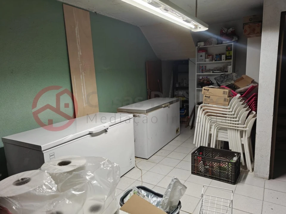 Negócio para Venda em Odivelas Foto 14