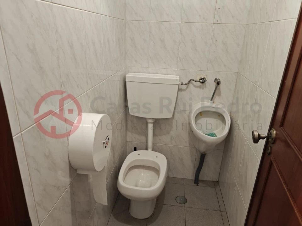 Negócio para Venda em Odivelas Foto 27