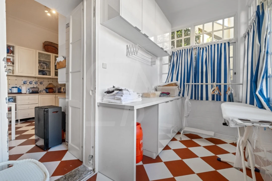 Apartamento T3 para Venda em Areeiro Foto 23