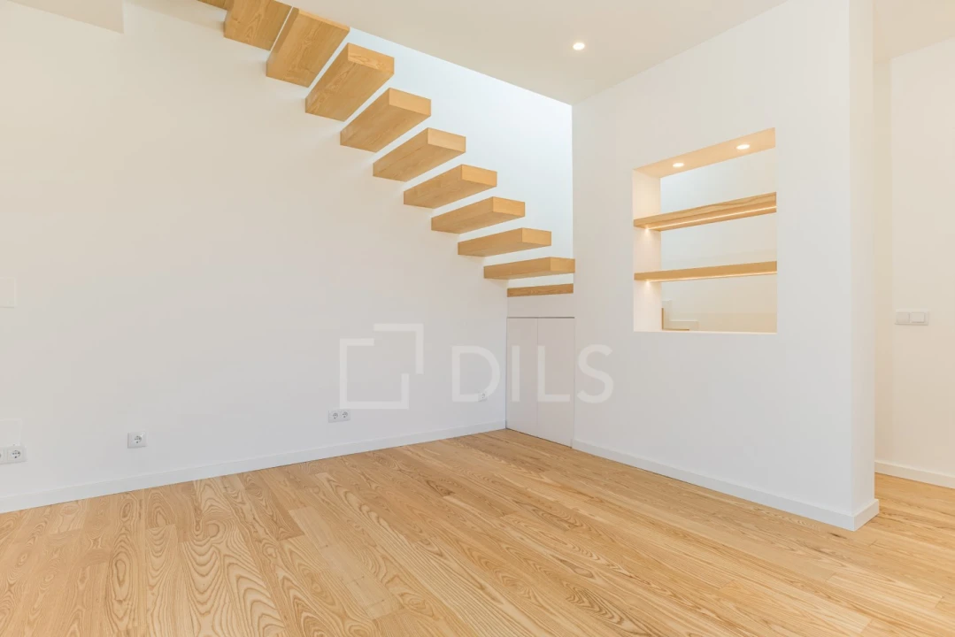 Moradia T2 para Venda em Faro (Sé e São Pedro) Foto 15