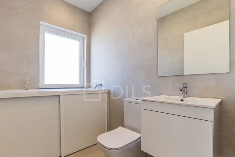 Moradia T2 para Venda em Faro (Sé e São Pedro) Foto 14