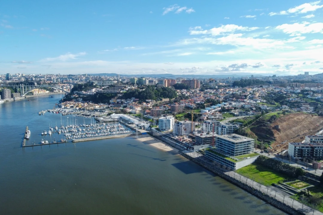 Apartamento T4 para Venda em Canidelo Foto 73