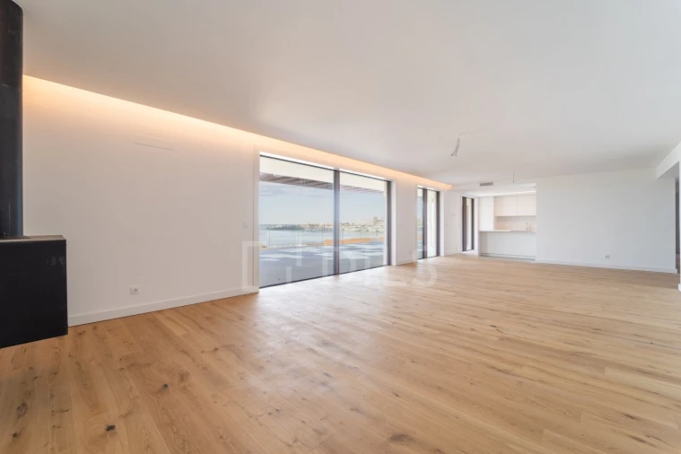 Apartamento T4 para Venda em Canidelo Foto 59