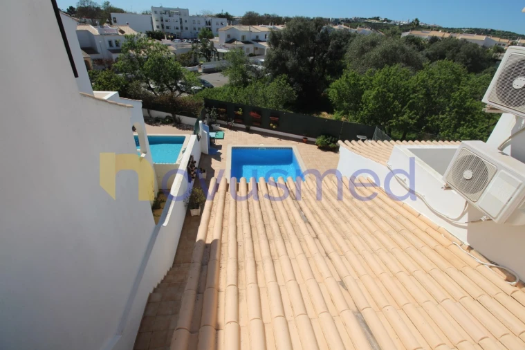 Moradia T4 para Venda em Albufeira e Olhos de Água Foto 28