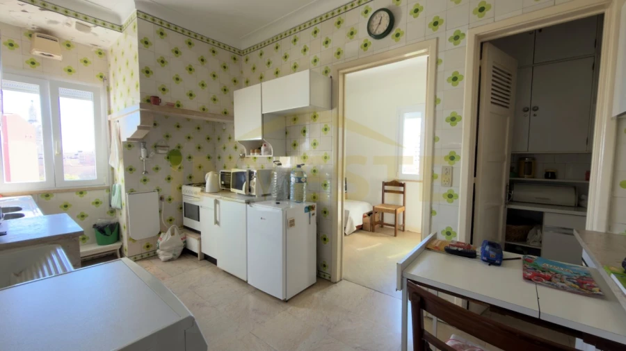 Apartamento T4 para Venda em Estrela Foto 9