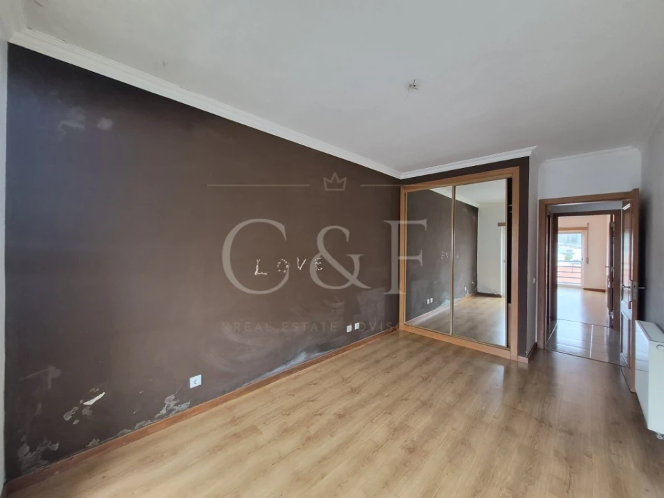 Apartamento T2 para Venda em Laranjeiro e Feijó Foto 8