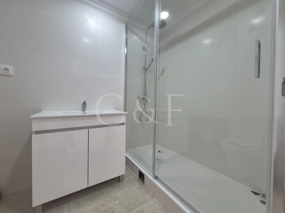 Apartamento T2 para Venda em Laranjeiro e Feijó Foto 13