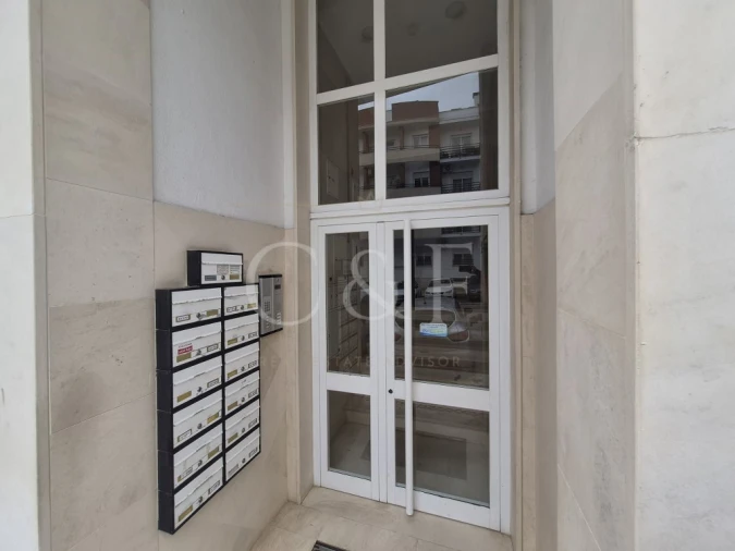 Apartamento T2 para Venda em Laranjeiro e Feijó Foto 29