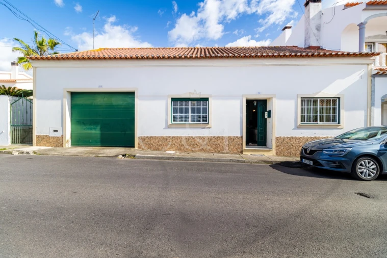 Moradia T3 para Venda em Alpiarça Foto 1