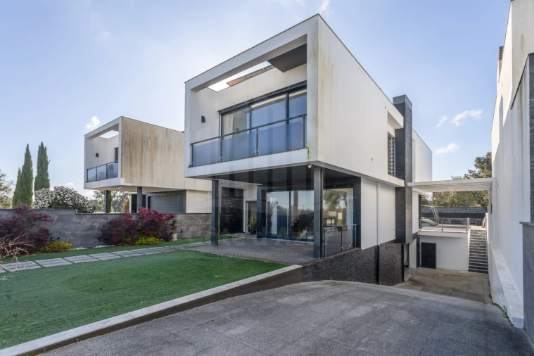 Moradia T4 para Venda em Azeitão (São Lourenço e São Simão) Foto 32