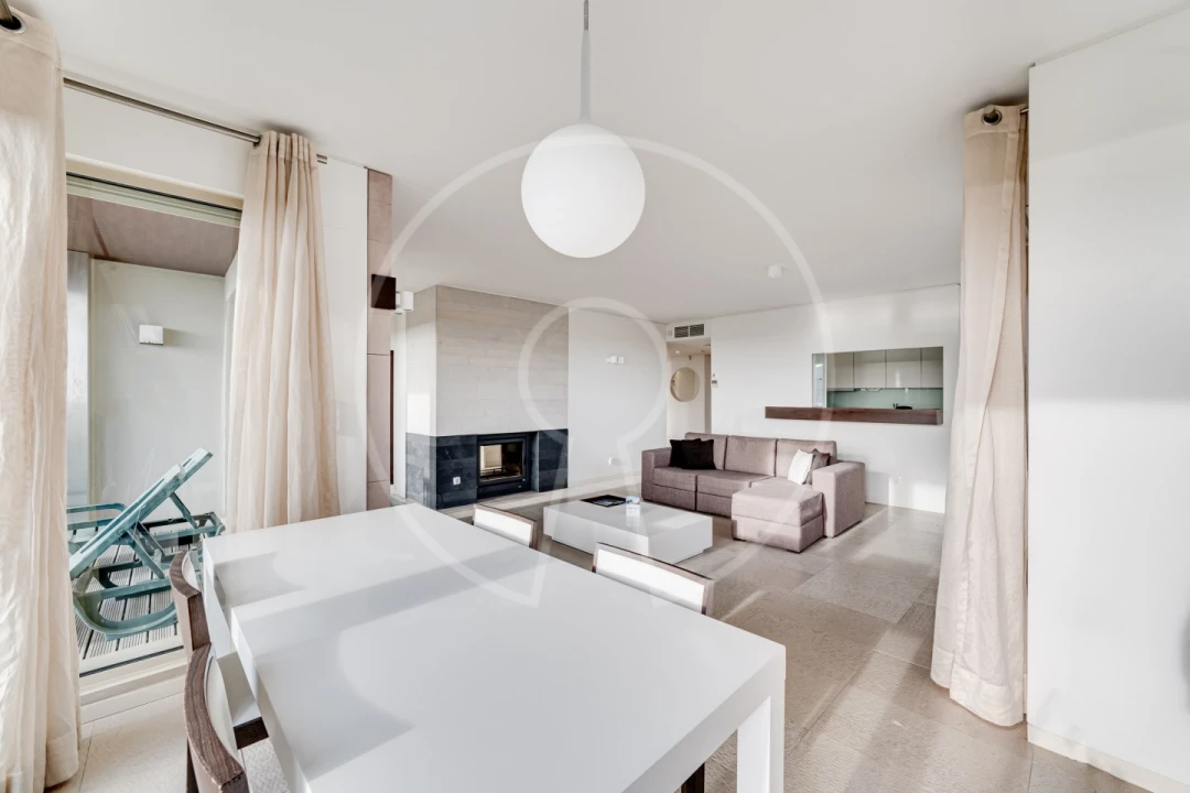 Apartamento T1 para Venda em Carvalhal Foto 3