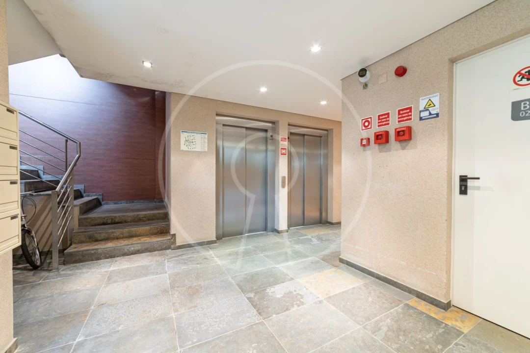 Apartamento T1 para Venda em Carvalhal Foto 25