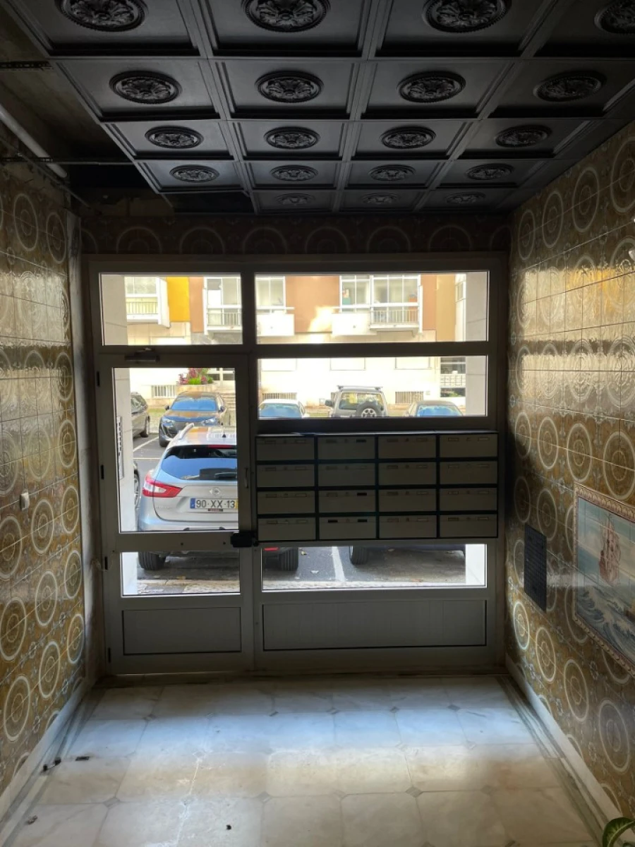 Apartamento T2 para Venda em Oeiras e São Julião da Barra, Paço de Arcos e Caxias Foto 12