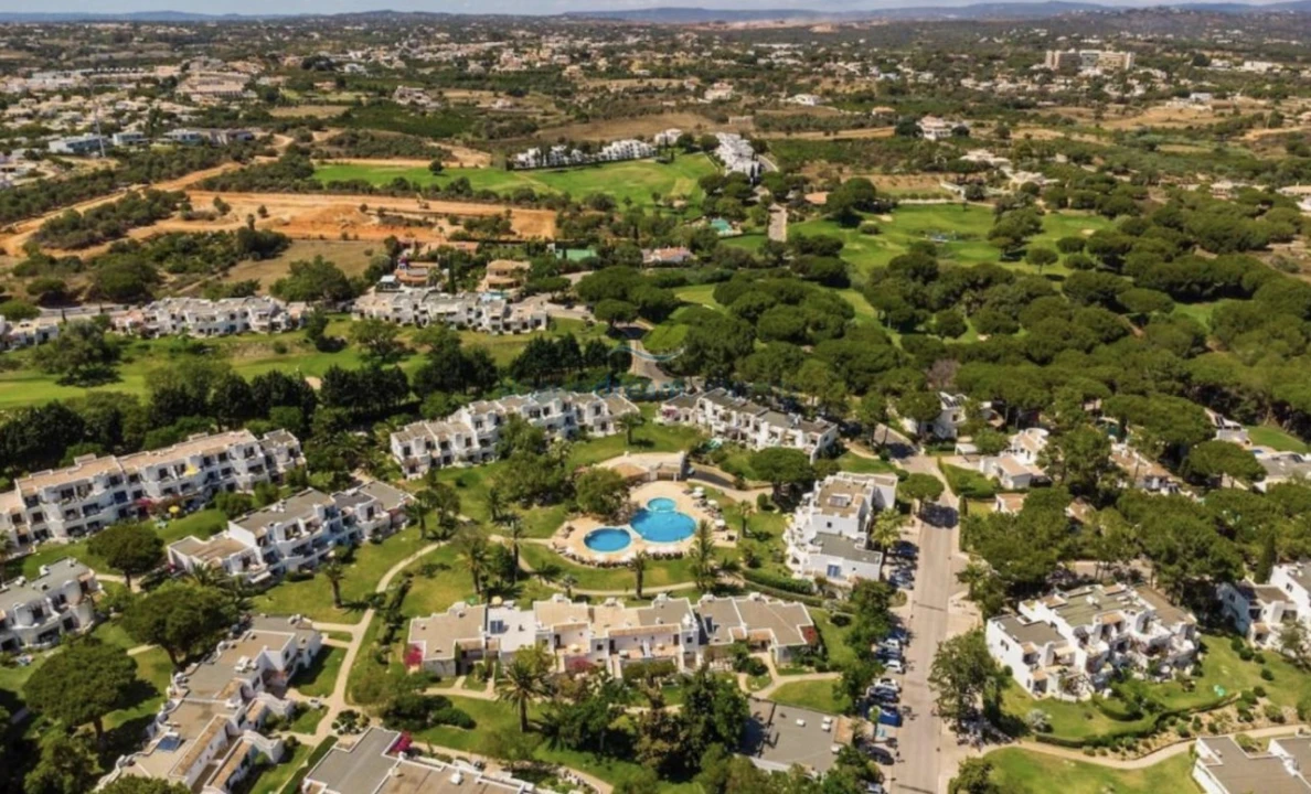 Apartamento T2 para Venda em Albufeira e Olhos de Água Foto 8