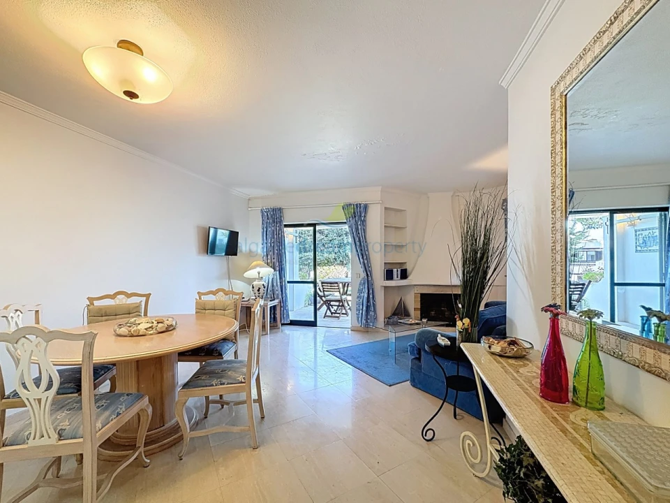 Apartamento T2 para Venda em Albufeira e Olhos de Água Foto 1