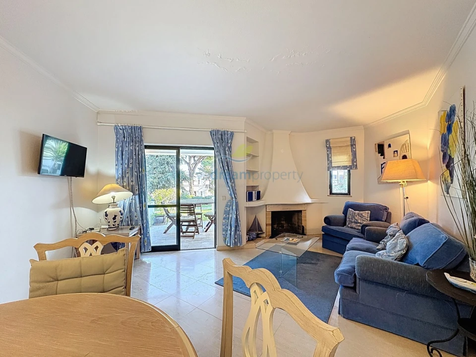 Apartamento T2 para Venda em Albufeira e Olhos de Água Foto 5