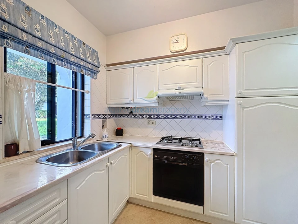 Apartamento T2 para Venda em Albufeira e Olhos de Água Foto 10