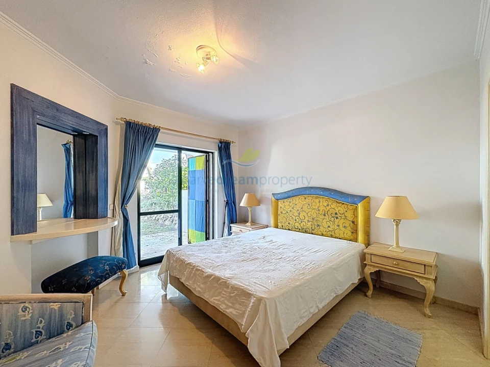 Apartamento T2 para Venda em Albufeira e Olhos de Água Foto 15