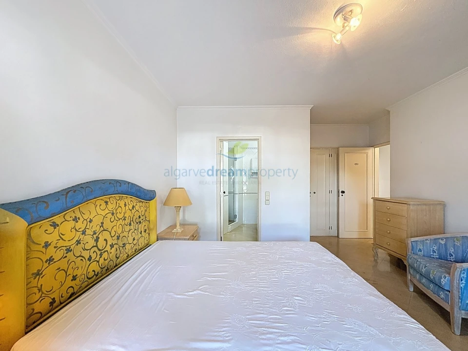 Apartamento T2 para Venda em Albufeira e Olhos de Água Foto 16