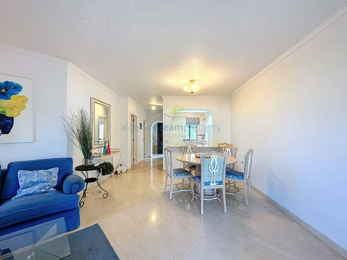 Apartamento T2 para Venda em Albufeira e Olhos de Água Foto 3