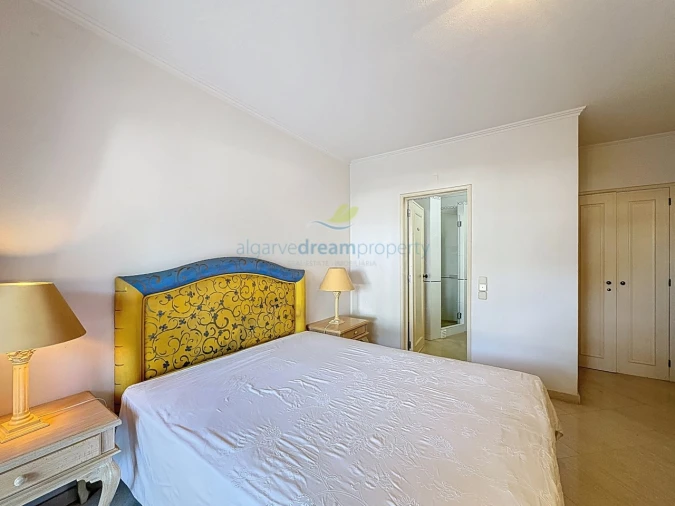 Apartamento T2 para Venda em Albufeira e Olhos de Água Foto 17