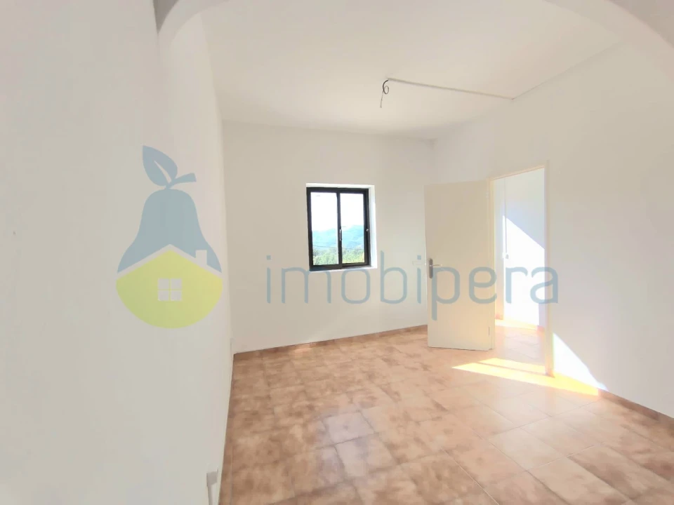 Quinta T1 para Venda em Alferce Foto 10