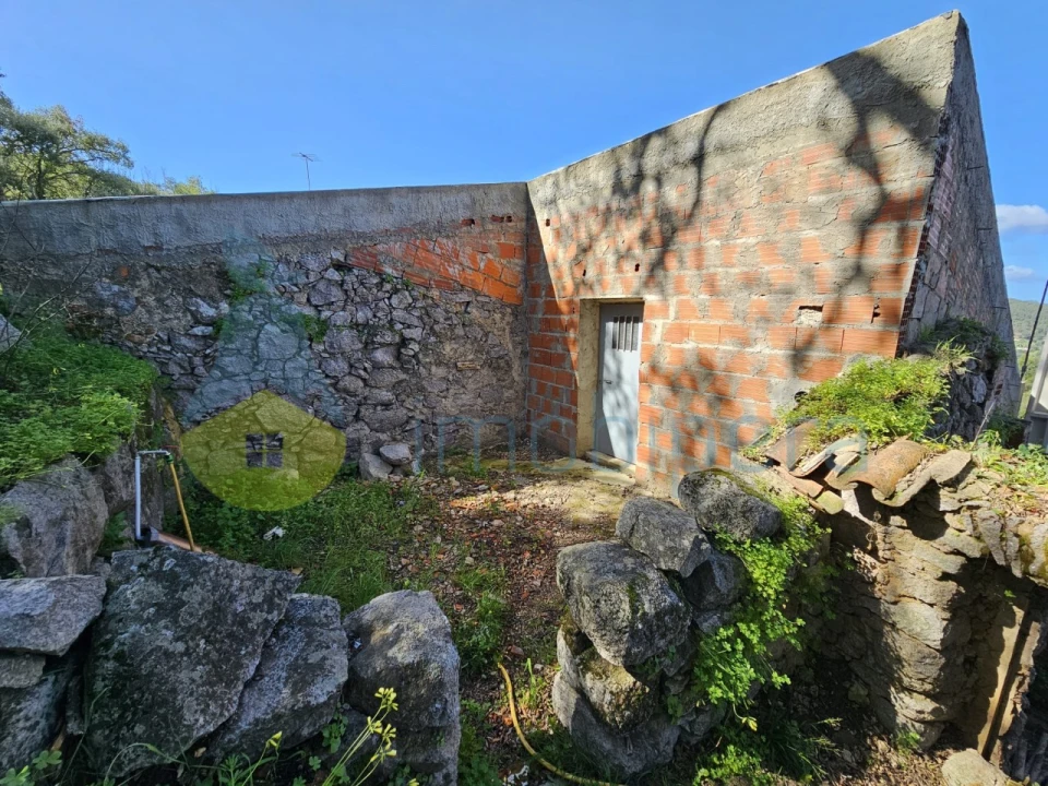 Quinta T1 para Venda em Alferce Foto 16