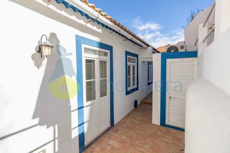 Prédio para Venda em Lagoa e Carvoeiro Foto 30