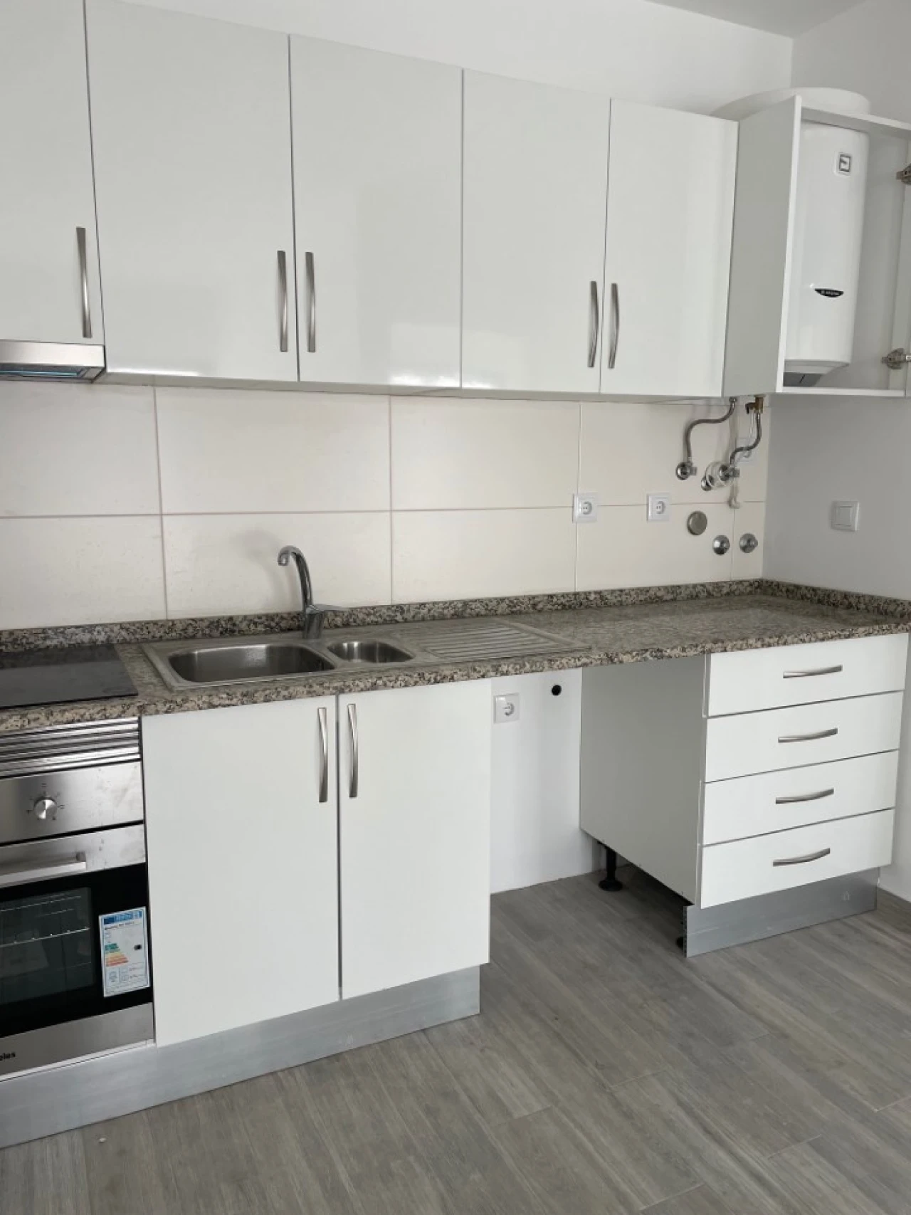 Apartamento T1 para Venda em Ponte de Sor, Tramaga e Vale de Açor Foto 5