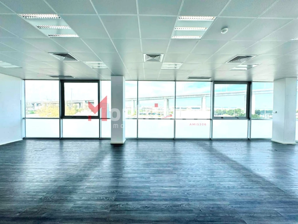 Escritório para Arrendamento em Parque das Nações Foto 2