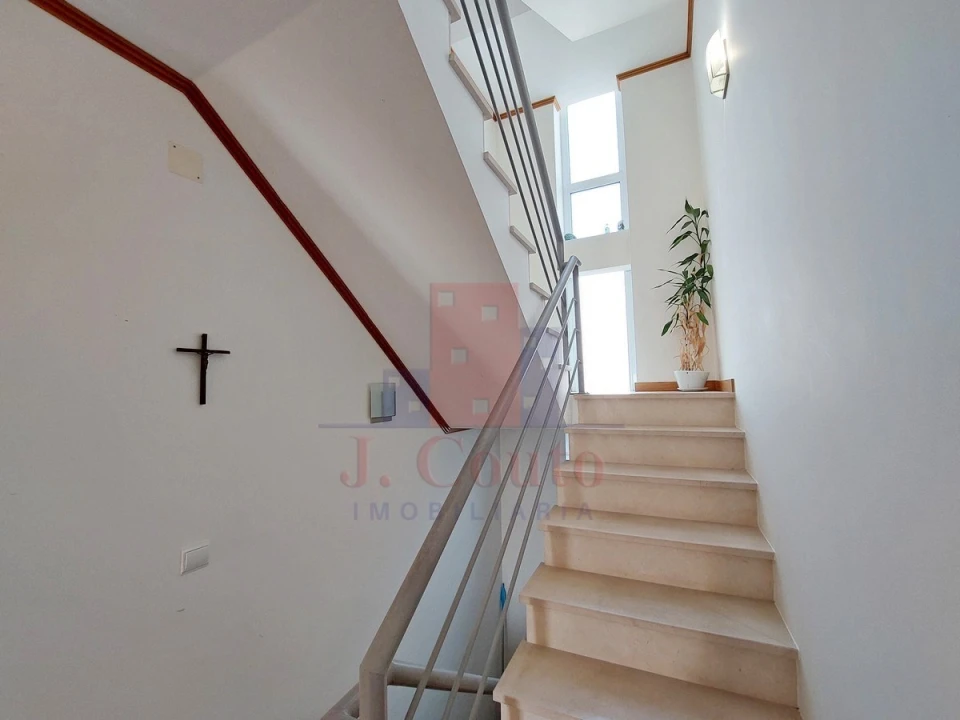 Moradia T3 para Venda em Foz do Arelho Foto 13