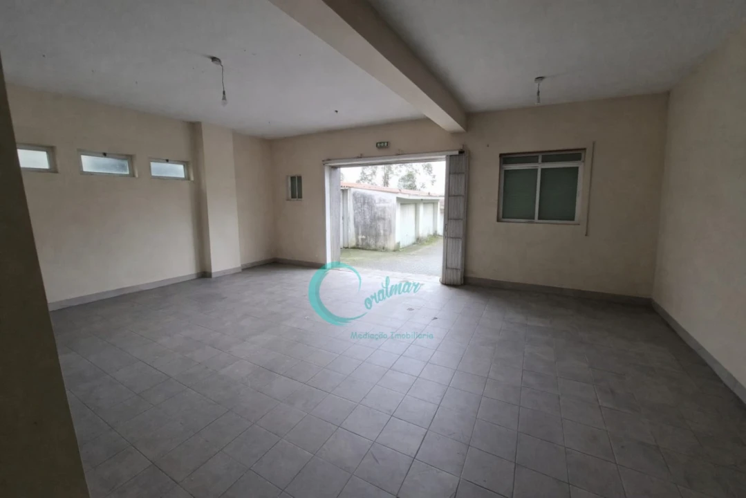 Armazém para Venda em Ovar, São João, Arada e São Vicente de Pereira Jusã Foto 3