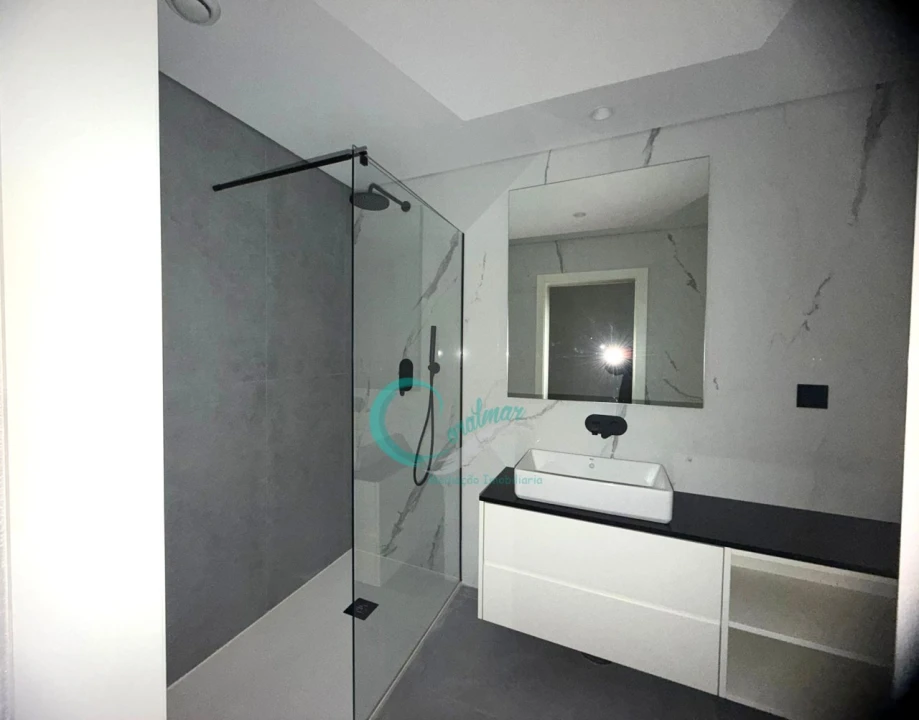 Apartamento T3 para Venda em Mafamude e Vilar do Paraíso Foto 20