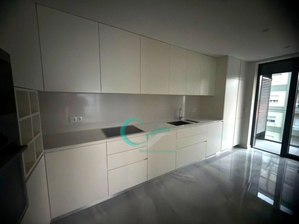 Apartamento T3 para Venda em Mafamude e Vilar do Paraíso Foto 13