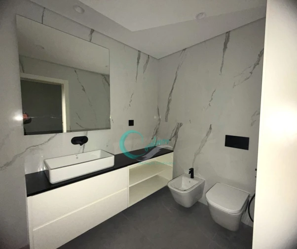 Apartamento T3 para Venda em Mafamude e Vilar do Paraíso Foto 11