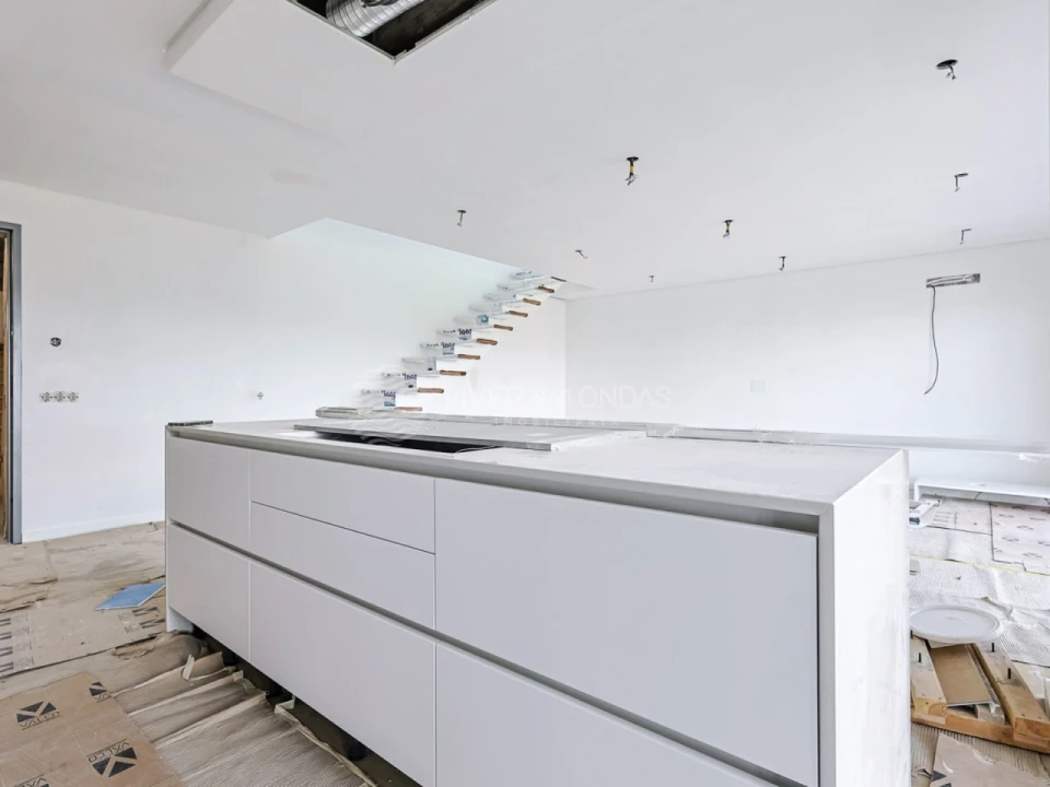 Apartamento T3 para Venda em Charneca de Caparica e Sobreda Foto 7