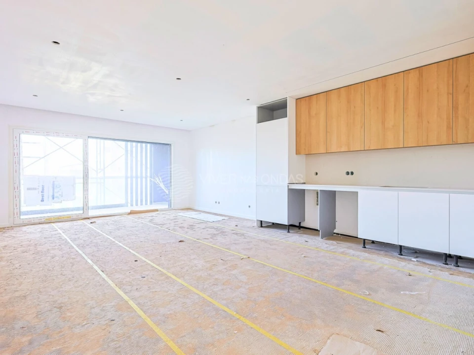 Apartamento T3 para Venda em Charneca de Caparica e Sobreda Foto 10