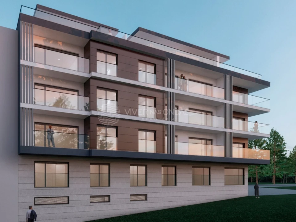 Apartamento T3 para Venda em Charneca de Caparica e Sobreda Foto 32