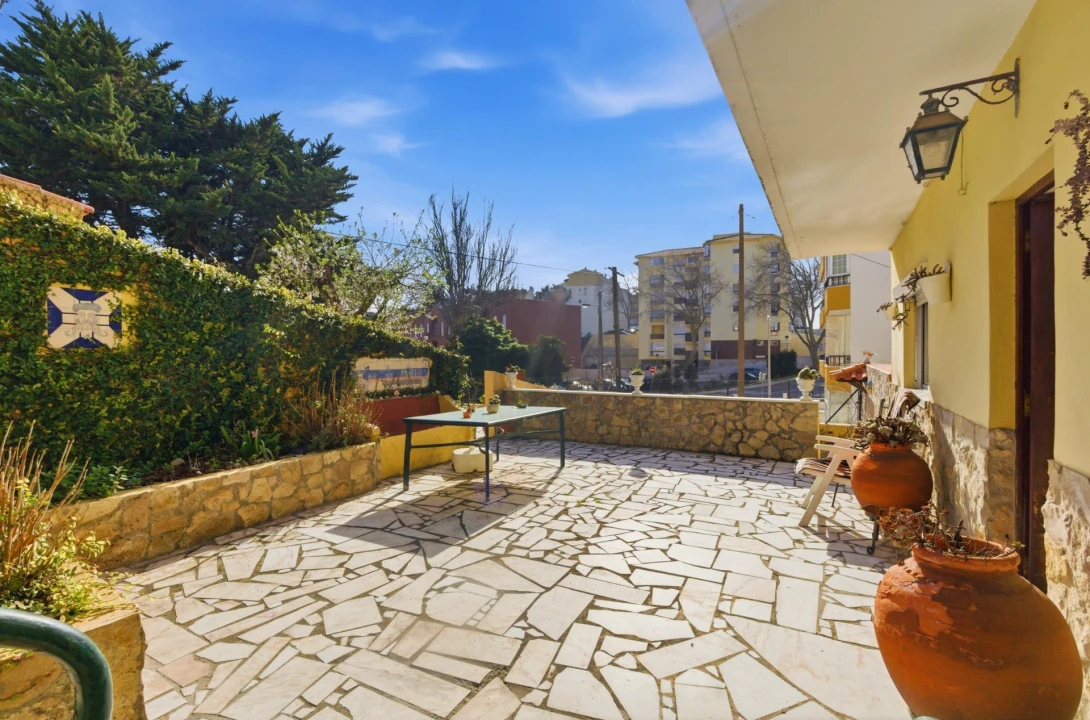 Moradia T4 para Venda em Alcabideche Foto 39