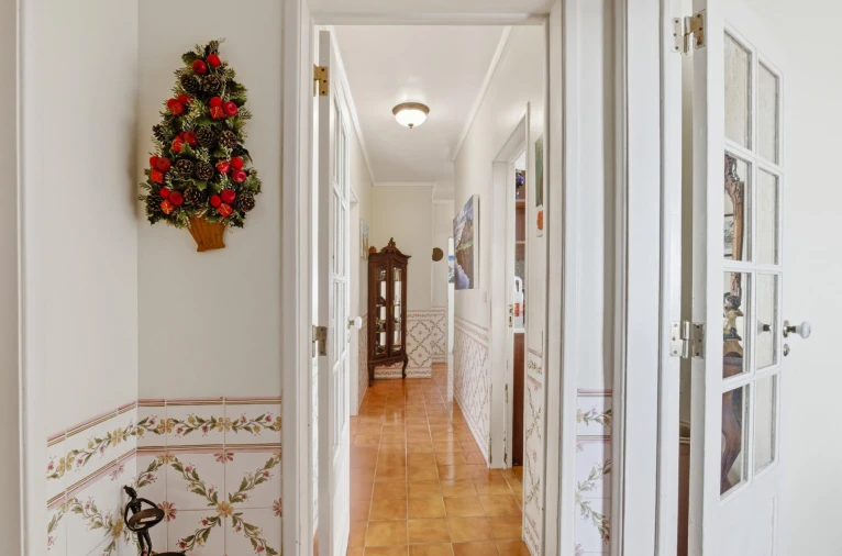 Moradia T4 para Venda em Alcabideche Foto 16